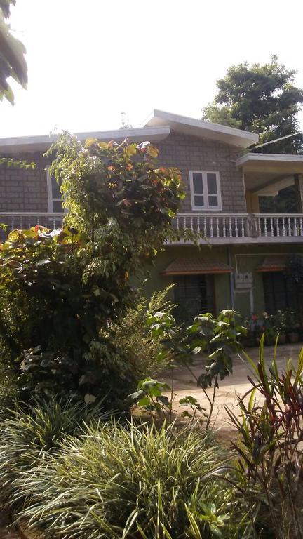 Hill Side Estate Appartement Madikeri Buitenkant foto